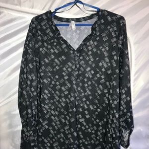 Black, patterned blouse